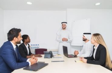 A Complete Guide to Choosing the Right Tax Consultant in Dubai for Your Business